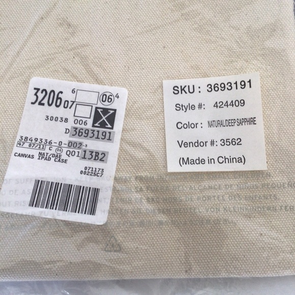 LANDS END HOME IPAD CASE NWT - Picture 3 of 3